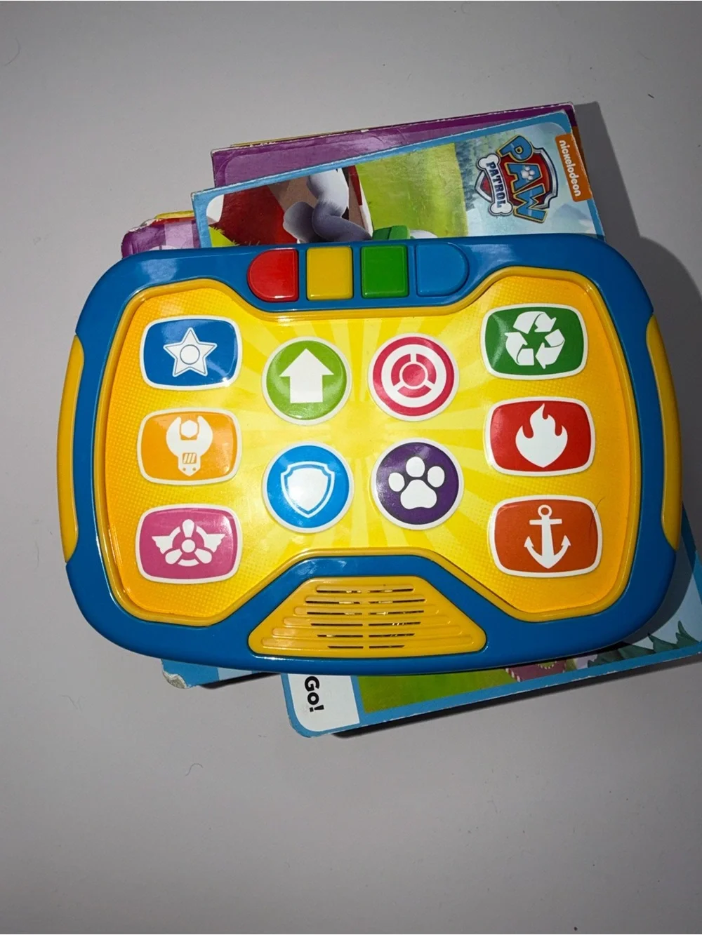 PAW Patrol Story Reader Sound Pad with Colorful Interactive Cards - Yellow